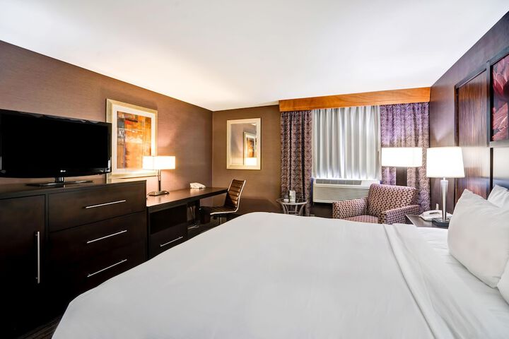 DoubleTree by Hilton Downtown Wilmington - Legal District