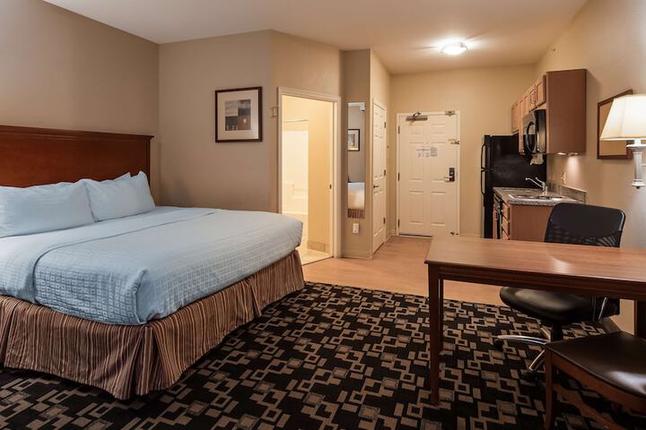 Best Western Plus Wausau / Rothschild Hotel