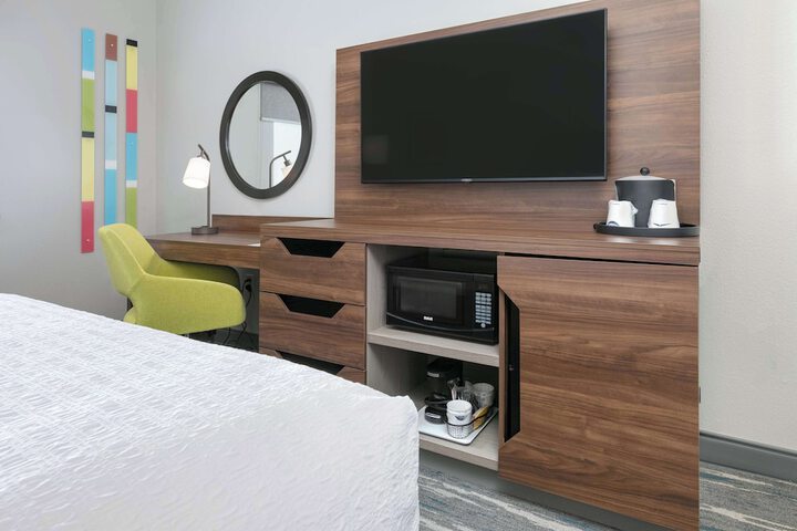 Room 21 of 30