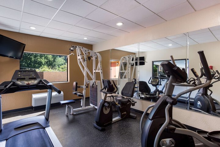 Best Western Logan Inn