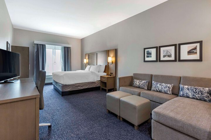 Room 21 of 29
