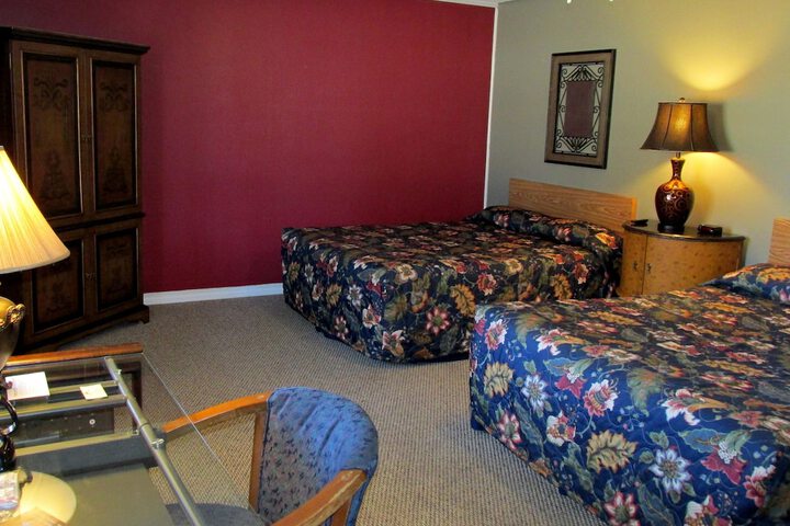 Room 141 of 219