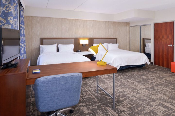 Room 48 of 68