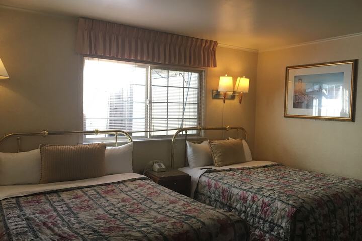 Room 37 of 48