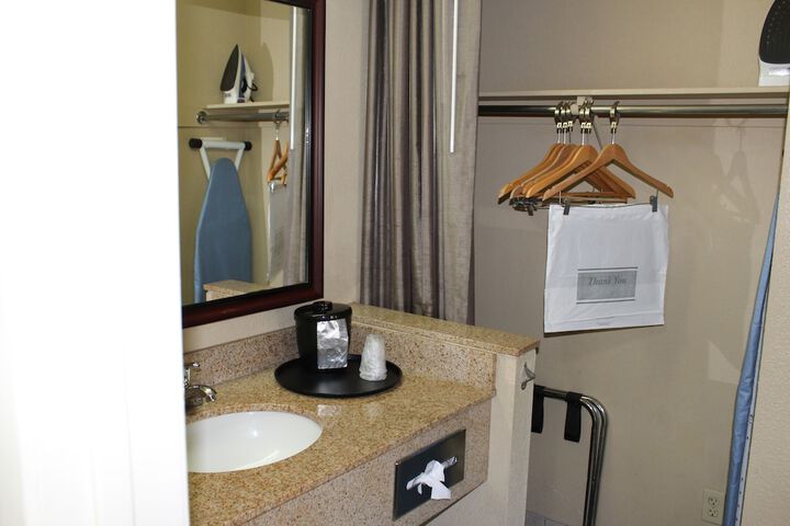Room 21 of 45