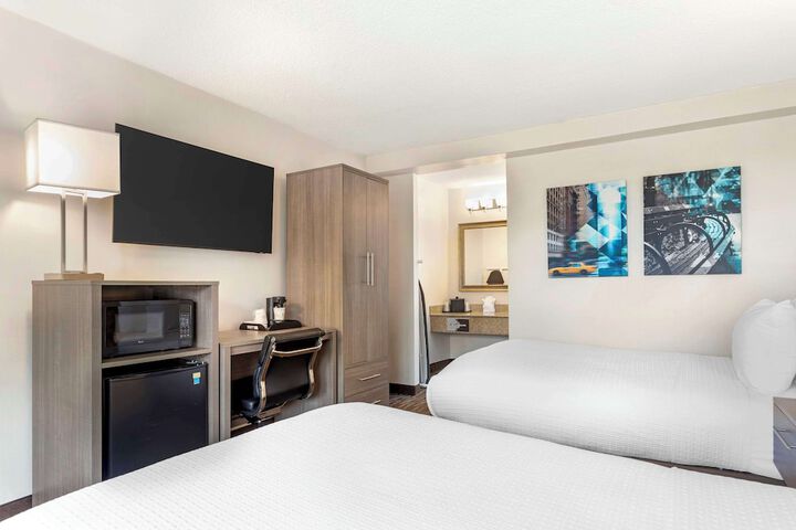 Best Western Mill River Manor