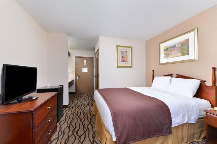 Room 10 of 23