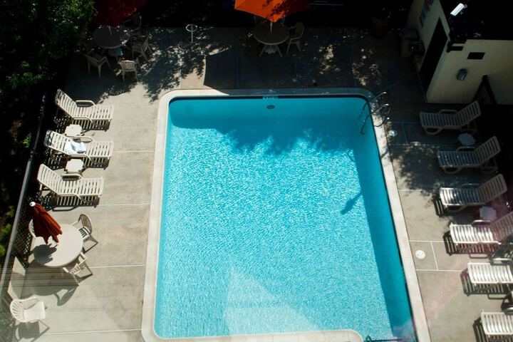 Pool 3 of 42