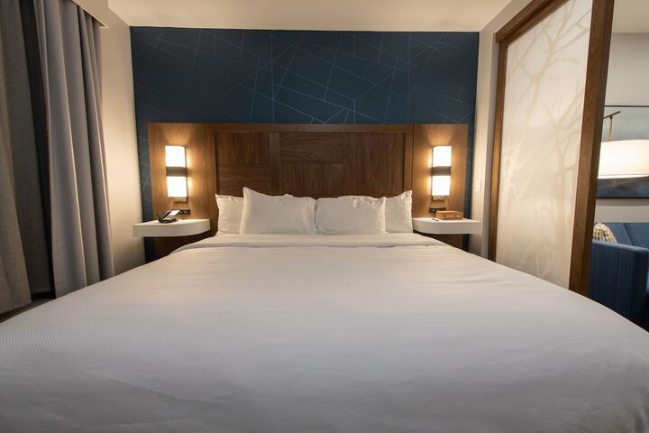 Room 21 of 47