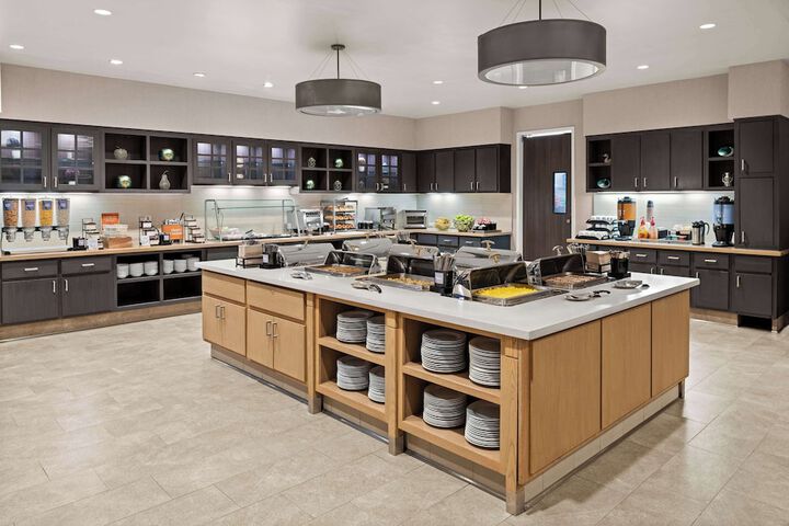 Homewood Suites by Hilton Anaheim Resort – Convention Center