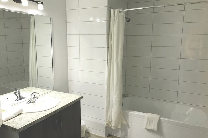 Room 124 of 211