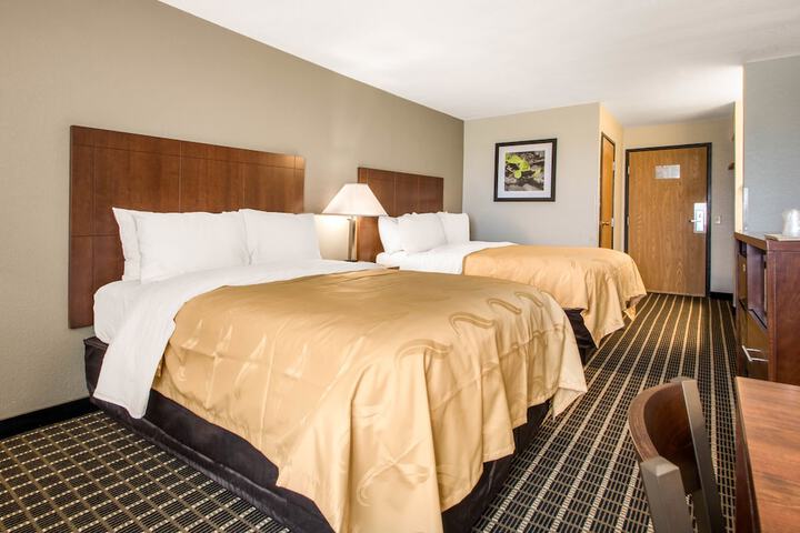 Room 21 of 43