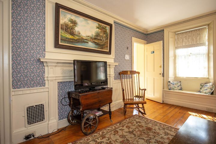 Room 69 of 115