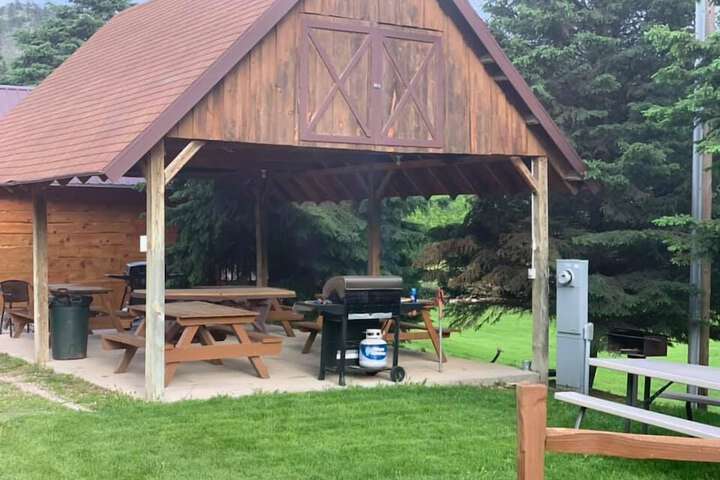 Springcreek Inn