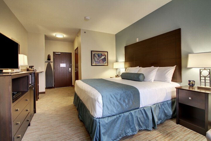 Room 35 of 59