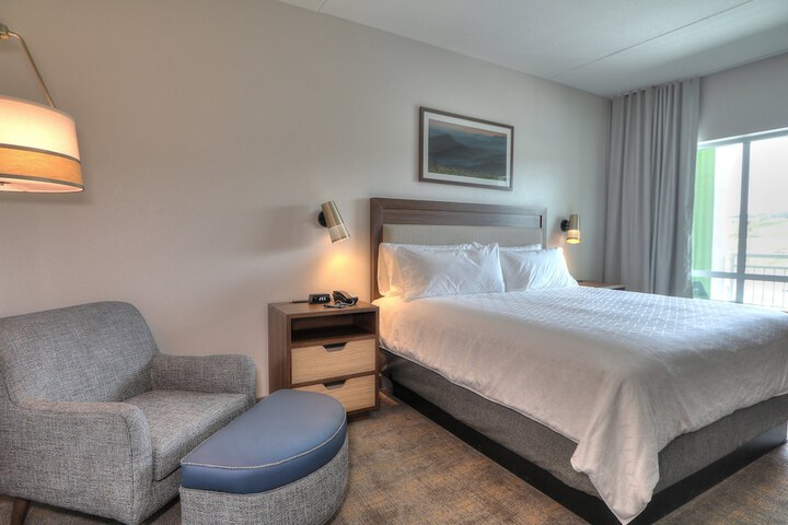 Room 55 of 107