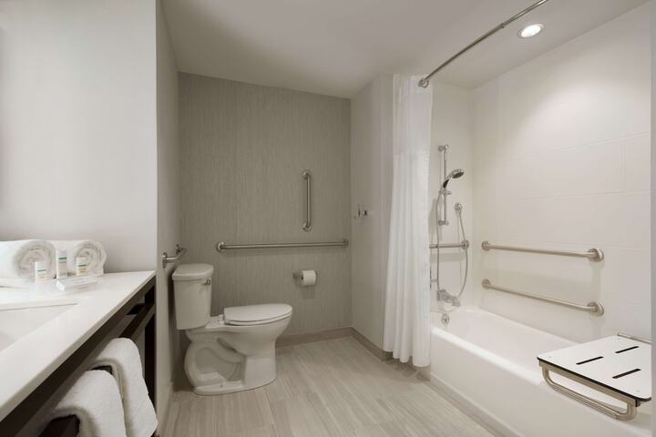Room 9 of 41