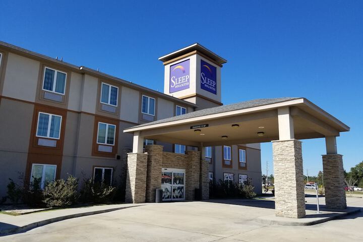 Hotel 4 of 39