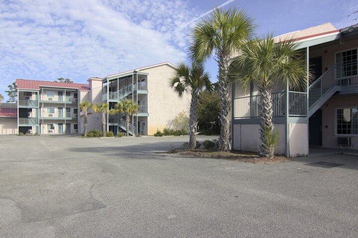 Property Grounds 43 of 43