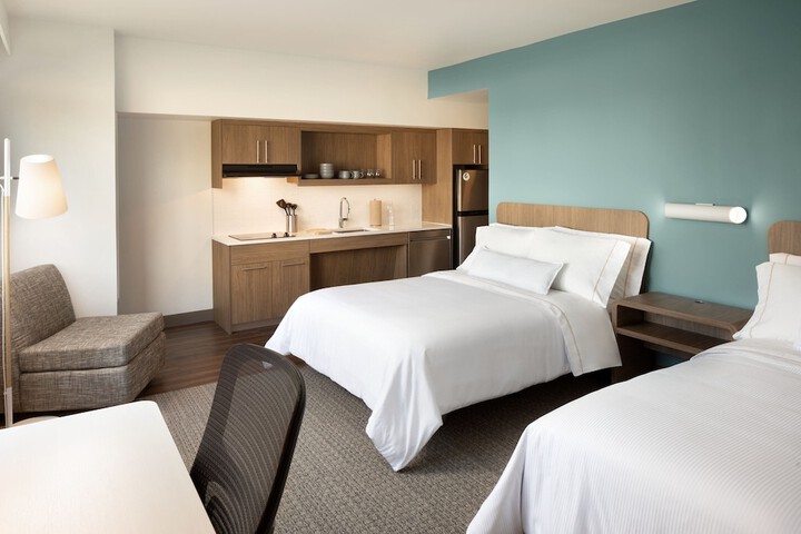 Room 21 of 33