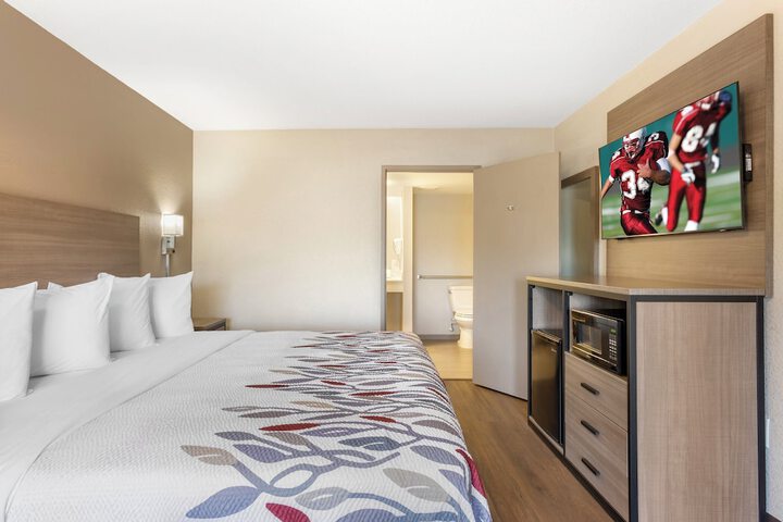 Room 30 of 41