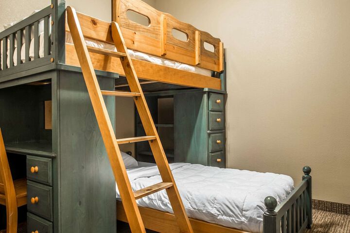 Room 26 of 52