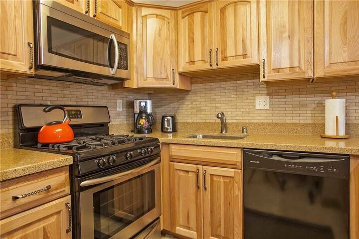 Kihei Akahi D 414 Condo