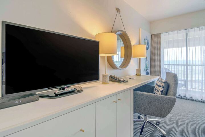 Room 42 of 68