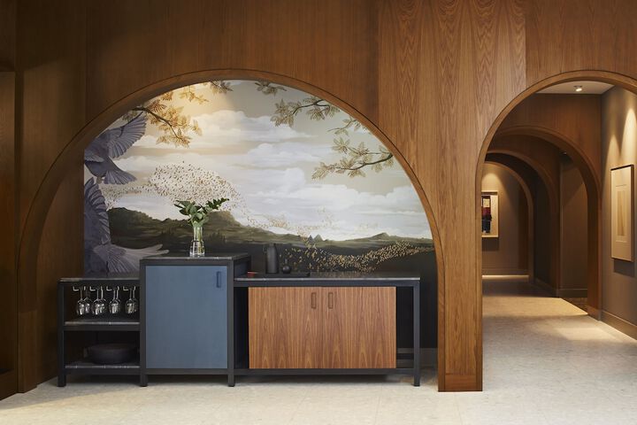 Ballroom/Hall 96 of 101