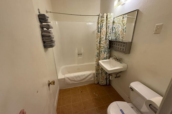 Columbia Inn Motel CA 49