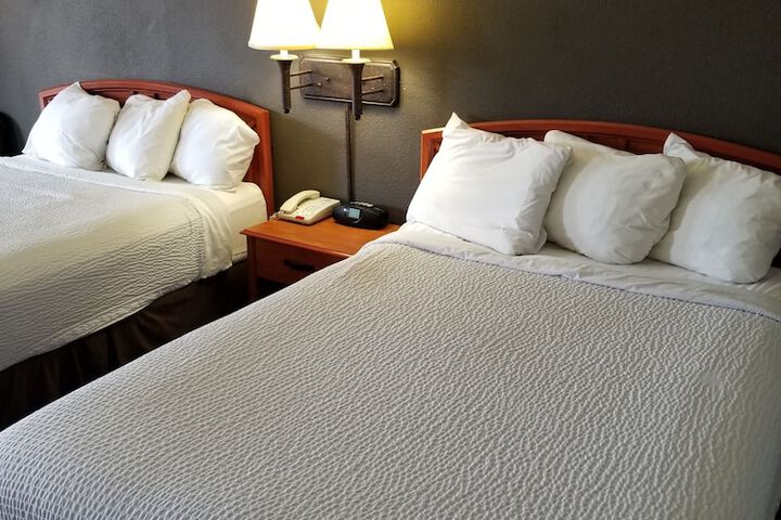 Room 16 of 27