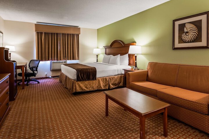 Room 21 of 30