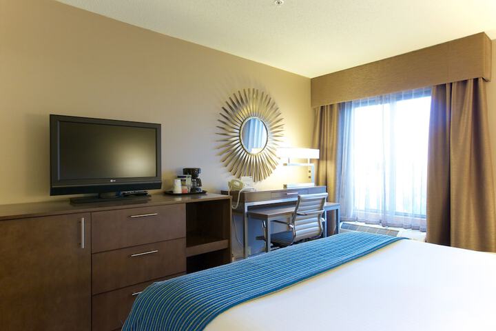 Room 44 of 73