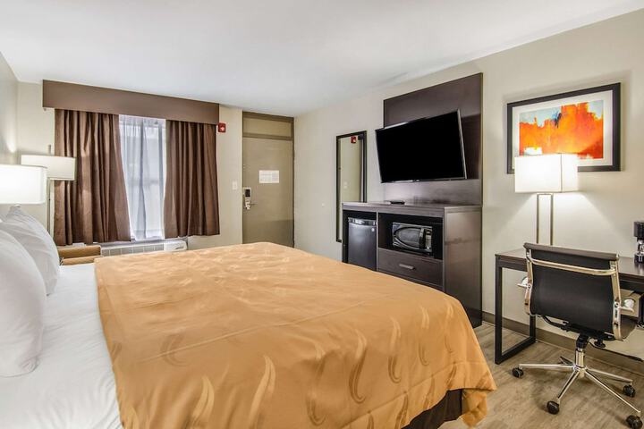 Room 29 of 46