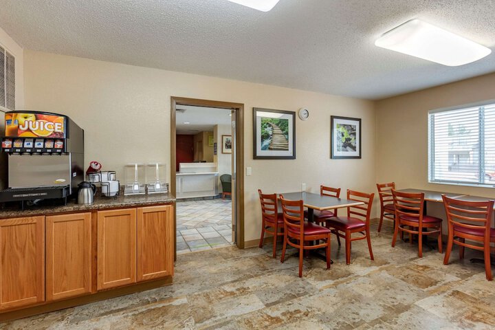 Econo Lodge Belle Fourche