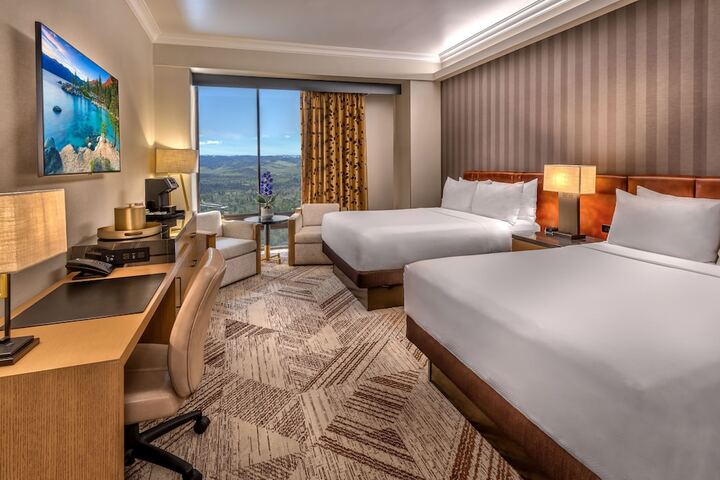 Room 34 of 75