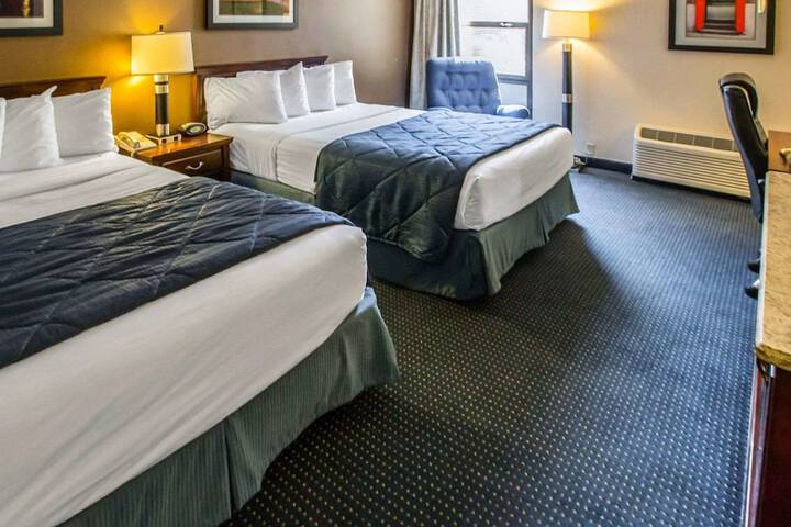 Quality Inn Schaumburg - Chicago near the Mall