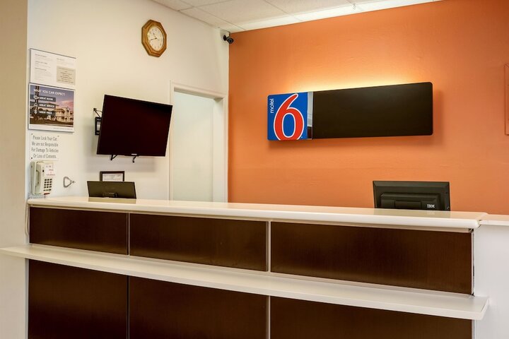 Hotel Interior 14 of 48