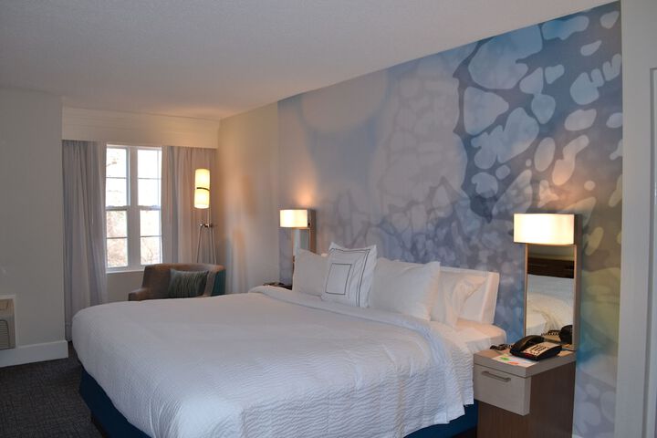 Room 18 of 34