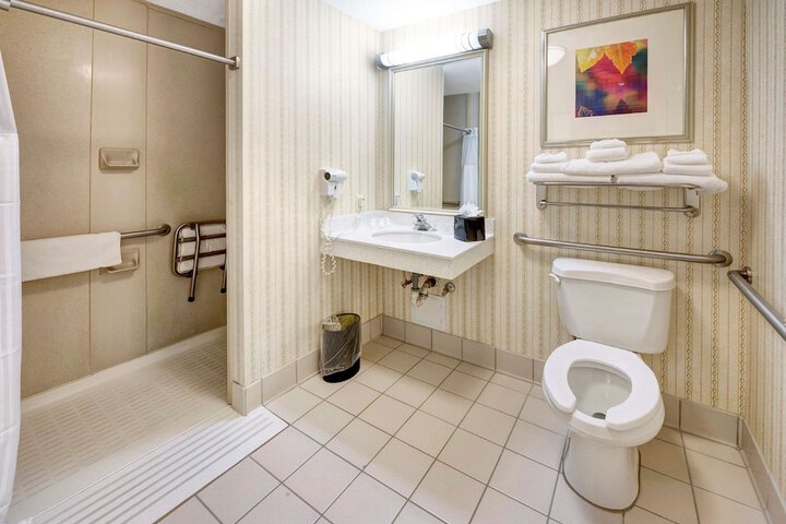 Room 20 of 31