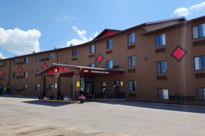 Hotel 13 of 32