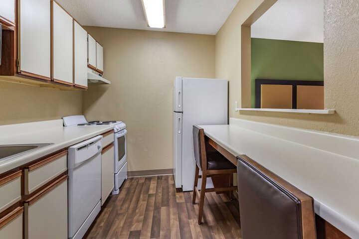 Room 14 of 29