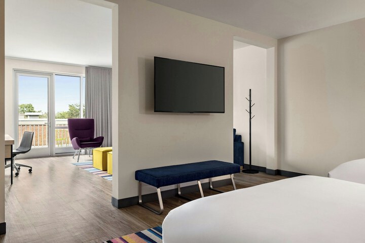 Room 26 of 64
