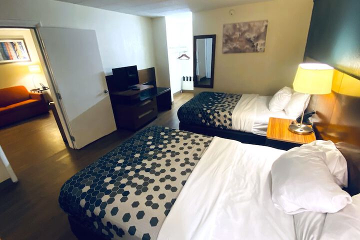 Travelodge by Wyndham Shamokin Dam / Selinsgrove