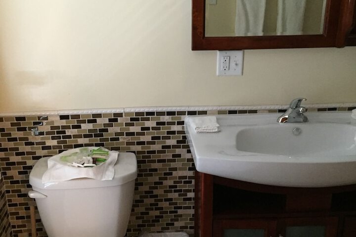 Room 26 of 32