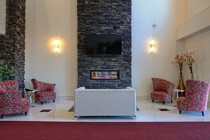 Ramada by Wyndham Moose Jaw