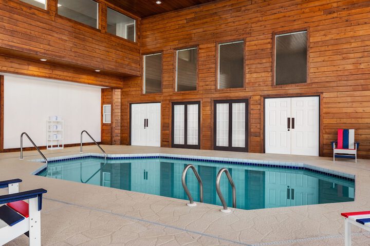 Pool 4 of 38