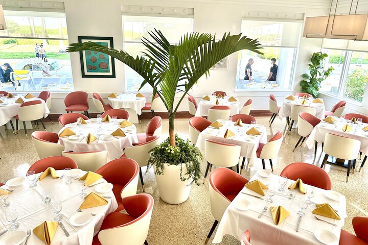 Dining 52 of 77