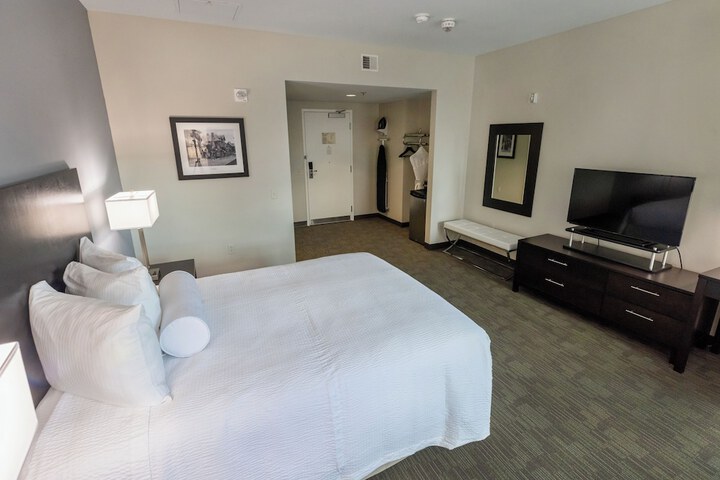 Kellogg Conference Hotel at Gallaudet University