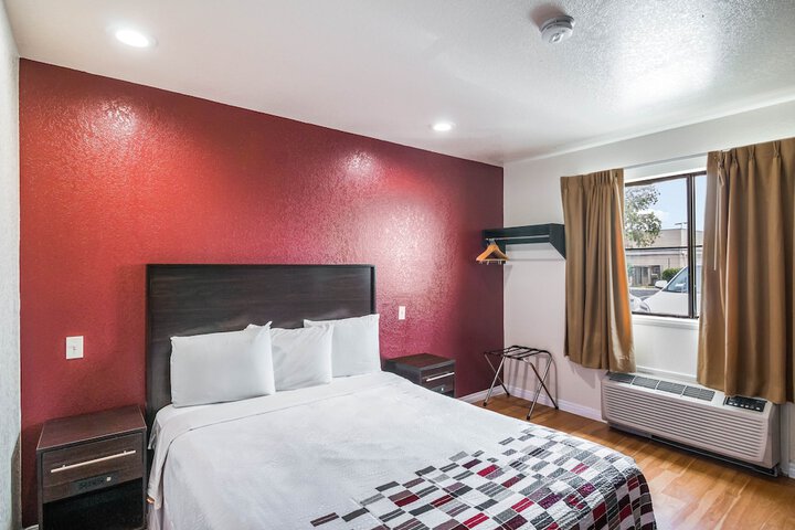 Room 20 of 27